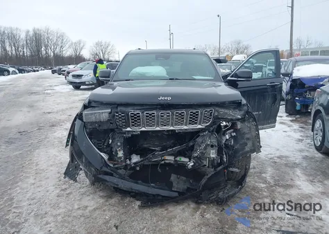 2021 Jeep Grand Cherokee L Summit Reserve 4X4 z USA, uszkodzony, nr VIN 1C4RJKEG2M8116250